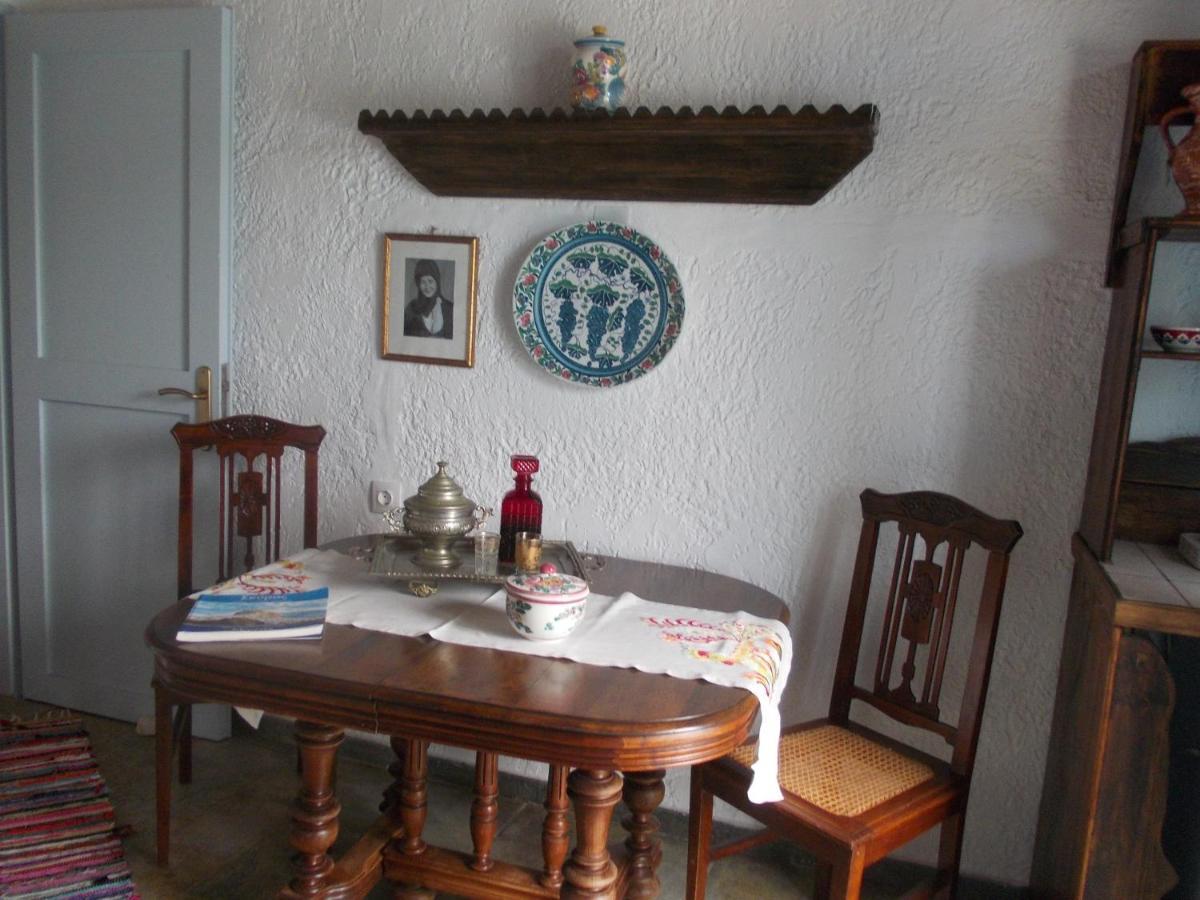 Nyfes Traditional Boutique Frosyni Skyros Exterior foto